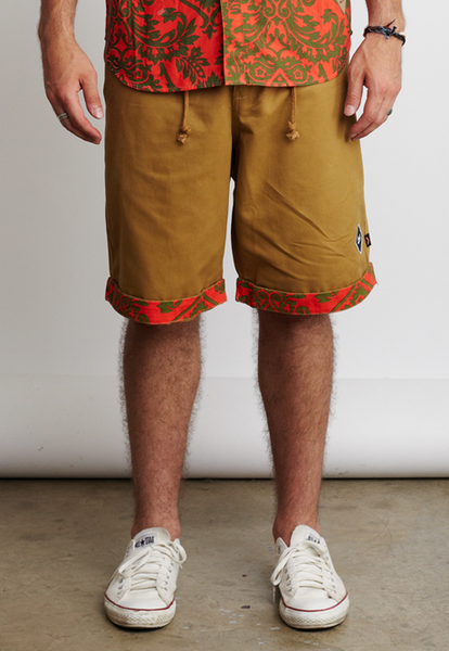 TWISTED DROP SHORTS